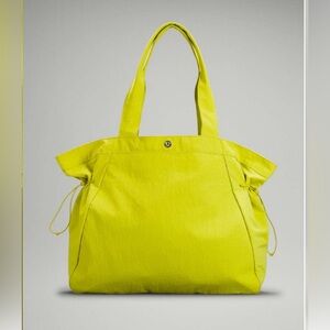Lululemon Side-Cinch Tote New without Tags